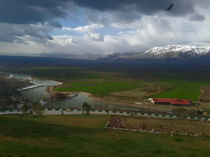 دشت سیلاخور - تصویر 1