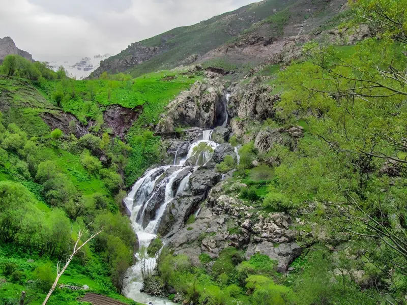 آبشار میج