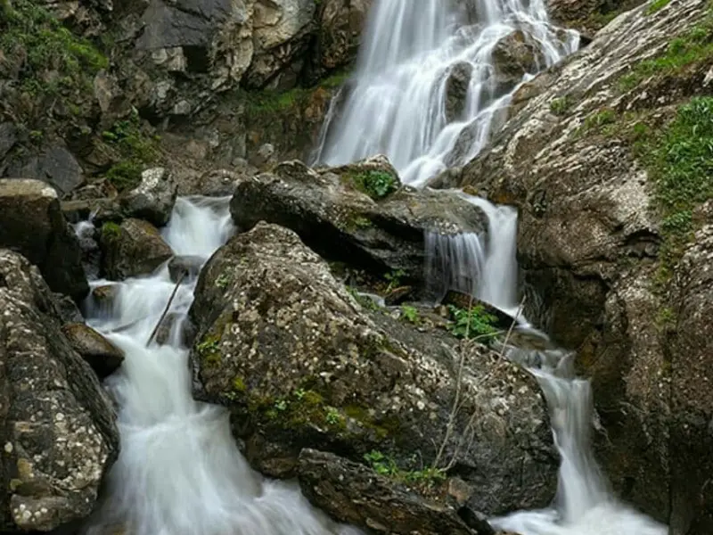 آبشار گلوسنگ - تصویر 1