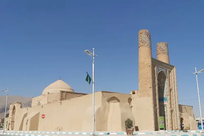 مسجد جامع اشترجان - تصویر 1